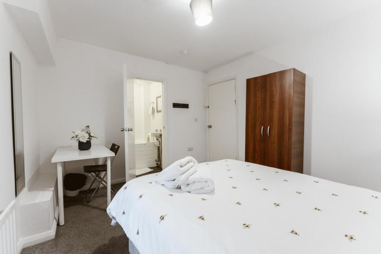 Whitechapel en-suite beds to stay Londen Buitenkant foto