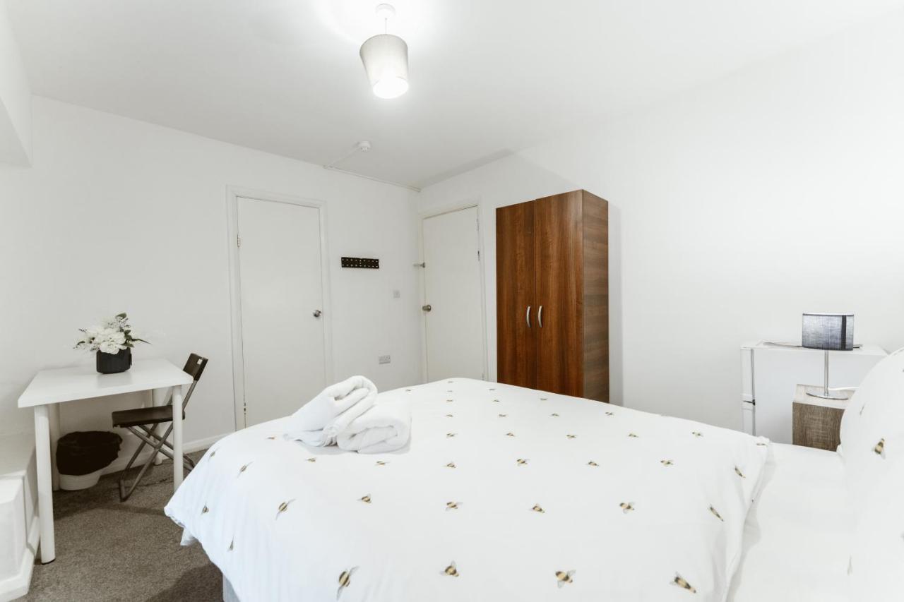 Whitechapel en-suite beds to stay Londen Buitenkant foto