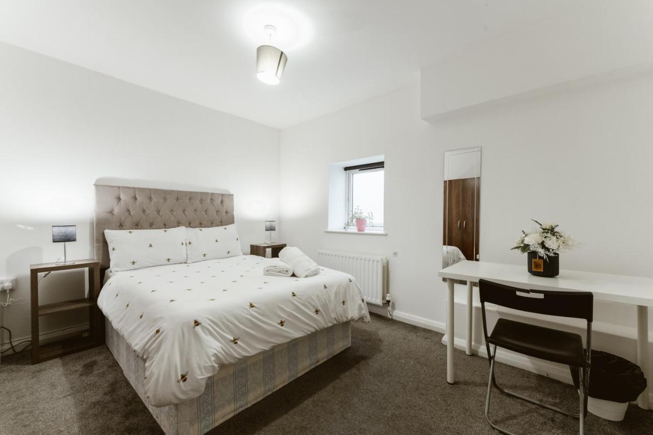 Whitechapel en-suite beds to stay Londen Buitenkant foto