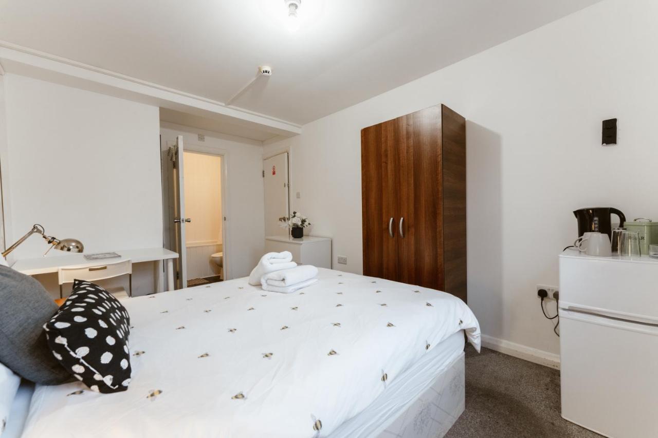 Whitechapel en-suite beds to stay Londen Buitenkant foto